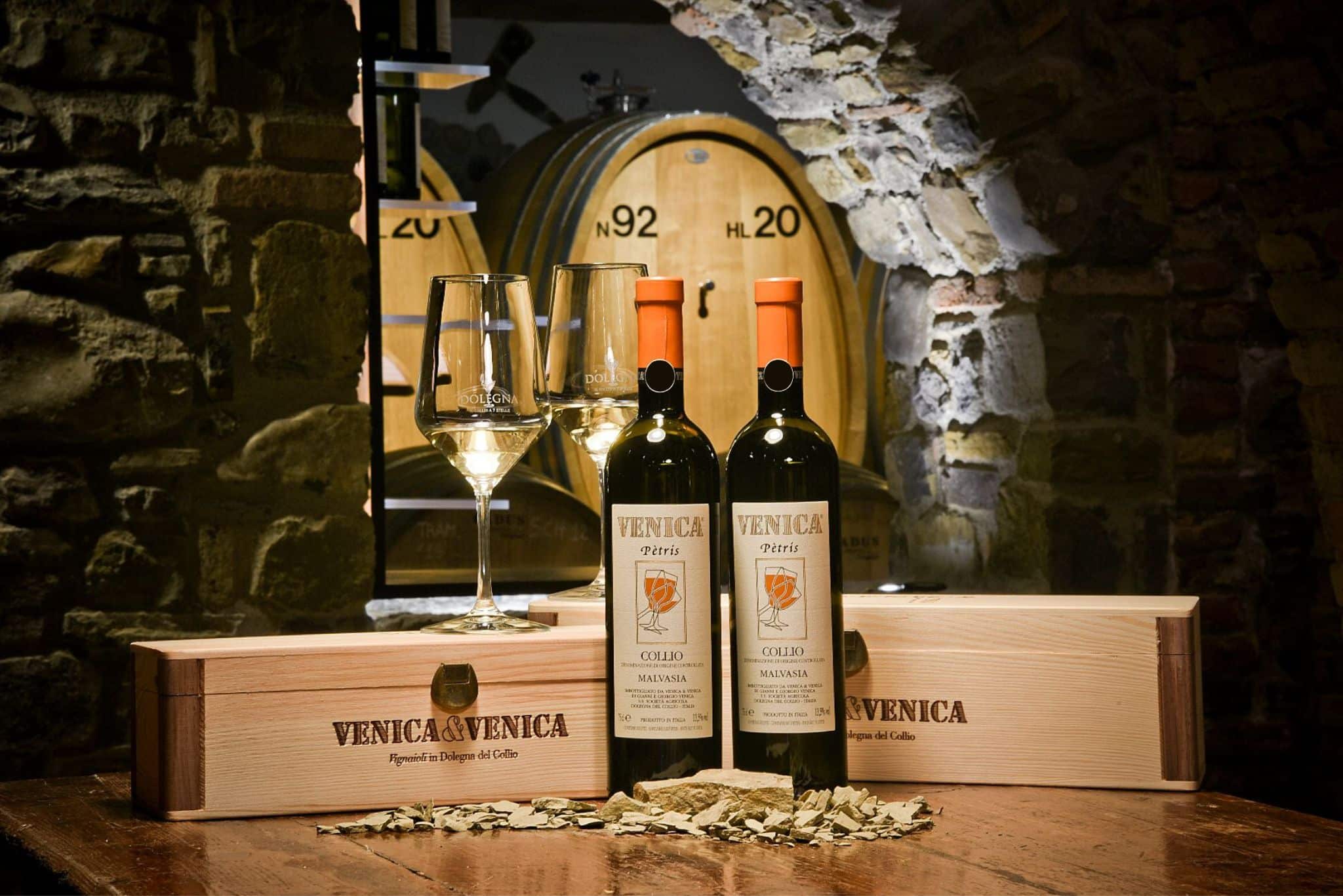 bottiglie Malvasia in cantina